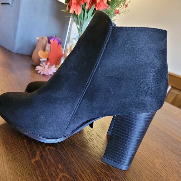 Booties - Picture 2 of 4